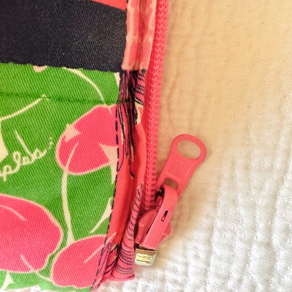 Lily Pulitzer 4T reversible vest pink fleece and pattern girl with pockets - Picture 7 of 7